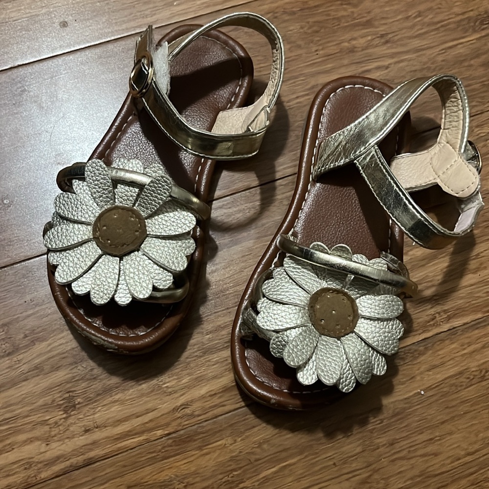 Kids Gold Flower Sandals